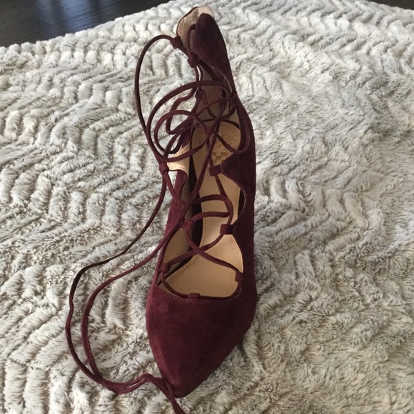 Vince Camuto Lace Up Pumps “Barsha” - Picture 1 of 5